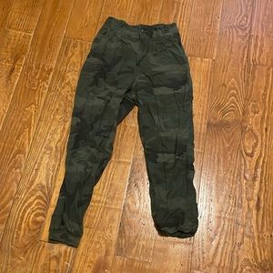 Camo joggers with button